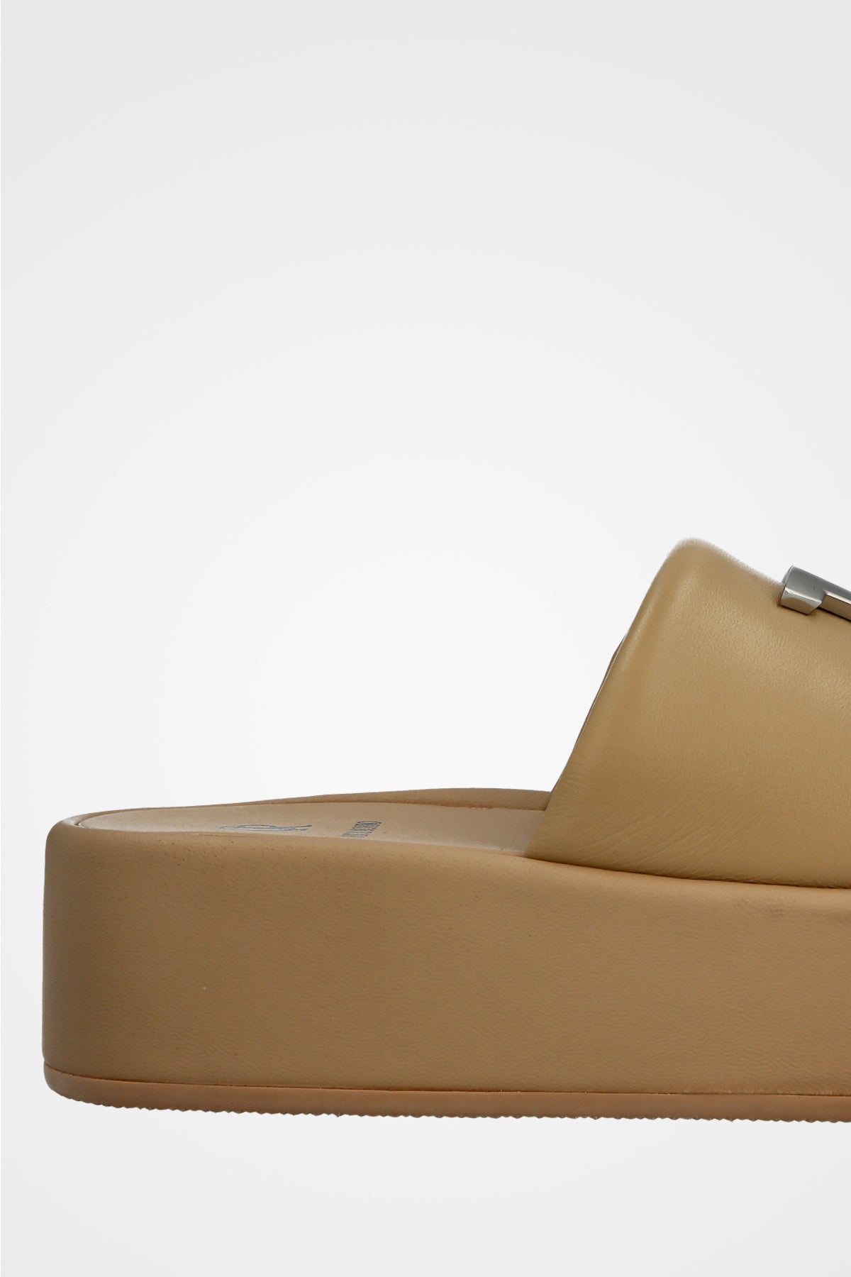 כפכף V 251-3906-8