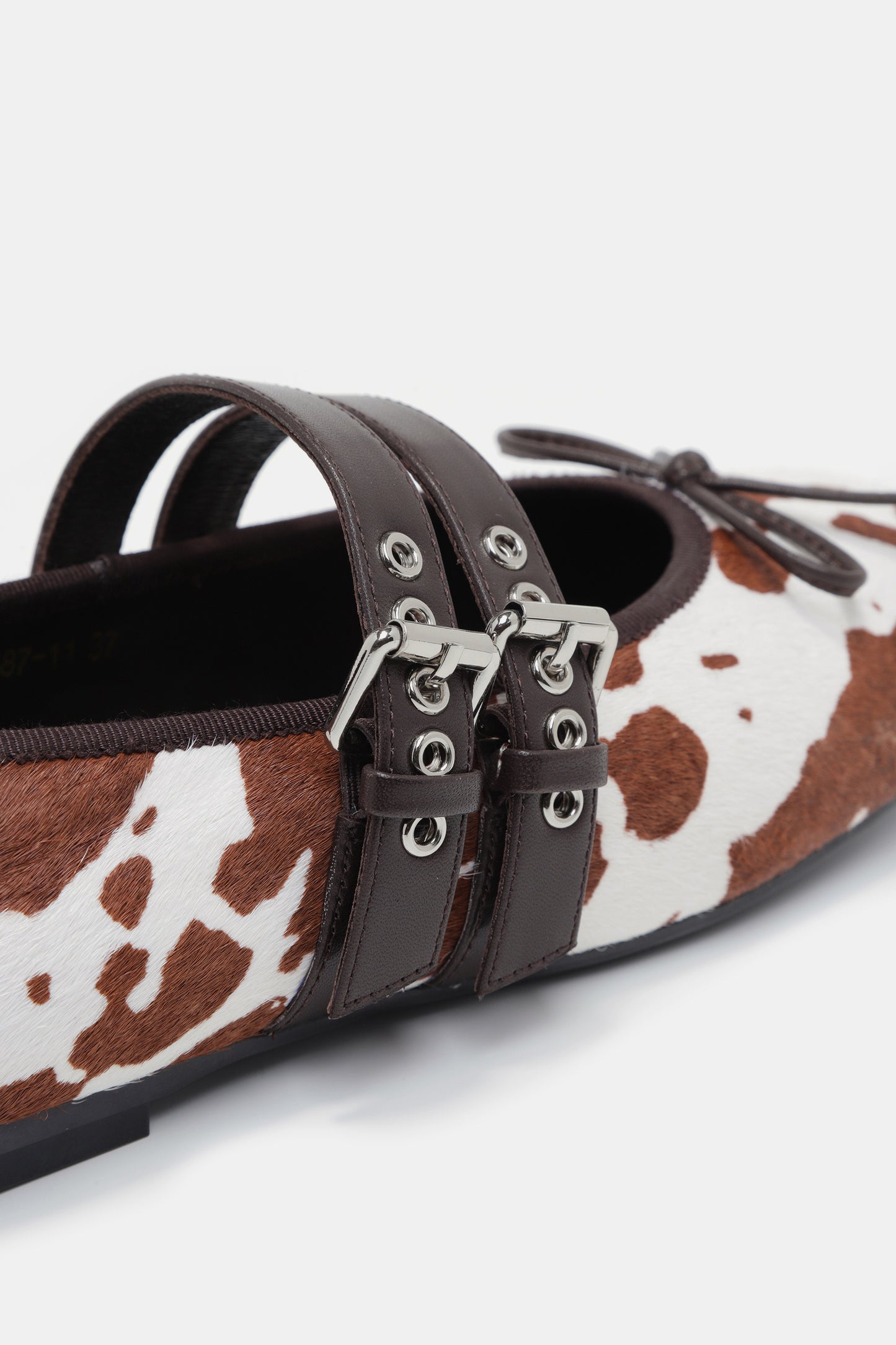 בלרינה פרווה 2 רצועות 261-258-11