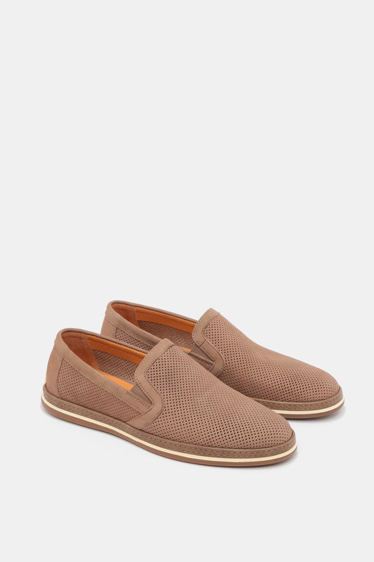 261-651-15 סניקרס חורים